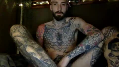 Snapshot of tuhands chatting on 23, 2, 2025 Tuhands online show from 23, 2, 2025