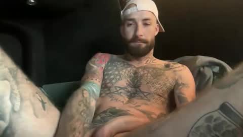 Snapshot of tuhands chatting on 24, 10, 2025 Tuhands online show from 24, 10, 2025