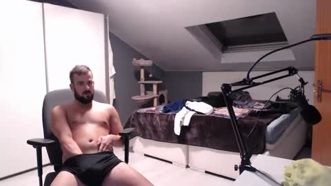 turkishboy_bjk online show from 13, 10, 2025