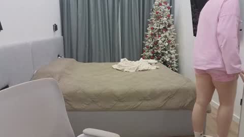 Snapshot of tutti_frutti_ chatting on 23, 12, 2024 Ariana online show from 23, 12, 2024