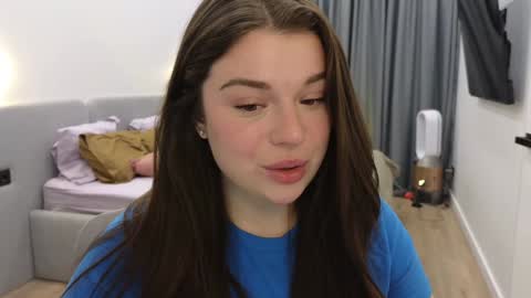 Snapshot of tutti_frutti_ chatting on 5, 2, 2025 Ariana online show from 5, 2, 2025