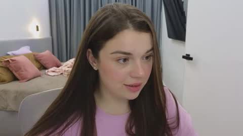 Snapshot of tutti_frutti_ chatting on 9, 2, 2025 Ariana online show from 9, 2, 2025