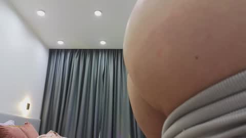 Snapshot of tutti_frutti_ chatting on 12, 2, 2025 Ariana online show from 12, 2, 2025