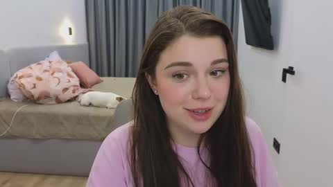 Snapshot of tutti_frutti_ chatting on 14, 2, 2025 Ariana online show from 14, 2, 2025