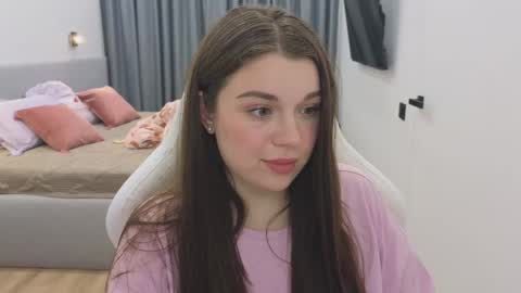 Snapshot of tutti_frutti_ chatting on 10, 3, 2025 Ariana online show from 10, 3, 2025