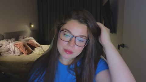 Snapshot of tutti_frutti_ chatting on 11, 9, 2025 Ariana online show from 11, 9, 2025