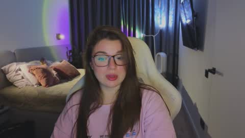 Snapshot of tutti_frutti_ chatting on 24, 9, 2025 Ariana online show from 24, 9, 2025