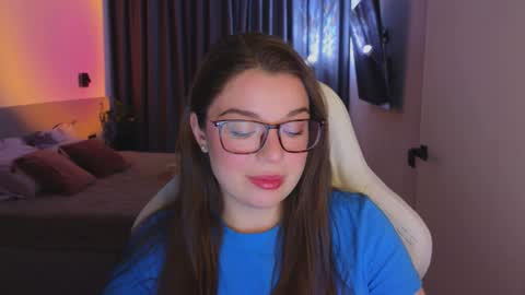 Snapshot of tutti_frutti_ chatting on 9, 10, 2025 Ariana online show from 9, 10, 2025