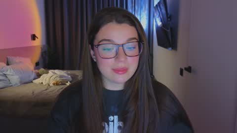 Snapshot of tutti_frutti_ chatting on 25, 10, 2025 Ariana online show from 25, 10, 2025