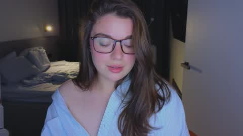 Snapshot of tutti_frutti_ chatting on 27, 10, 2025 Ariana online show from 27, 10, 2025