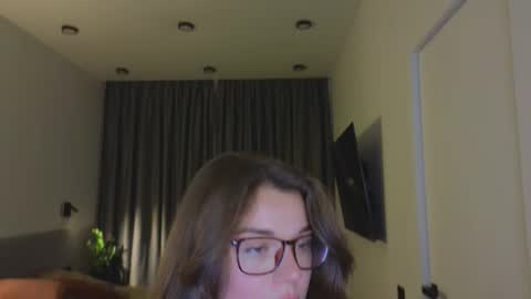 Snapshot of tutti_frutti_ chatting on 31, 10, 2025 Ariana online show from 31, 10, 2025