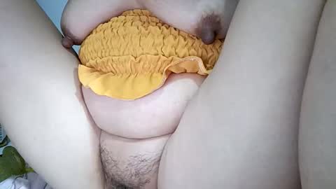 Snapshot of tuylip_sex chatting on 24, 11, 2025 tuylip_sex online show from 24, 11, 2025