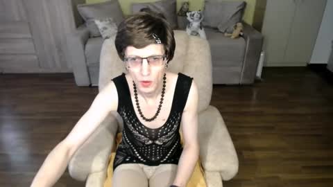 Snapshot of tvclementine chatting on 6, 5, 2026 Clementine online show from 6, 5, 2026