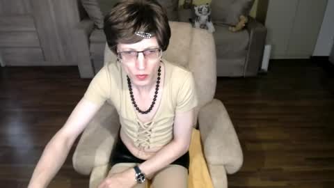 Snapshot of tvclementine chatting on 1, 6, 2026 Clementine online show from 1, 6, 2026