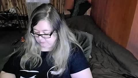 Lana online show from 23, 2, 2025