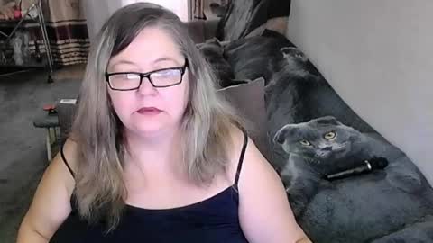 Lana online show from 4, 5, 2026