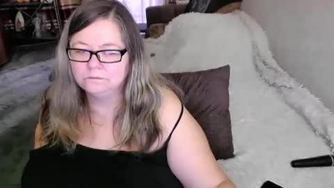 Snapshot of tviks chatting on 9, 6, 2026 Lana online show from 9, 6, 2026