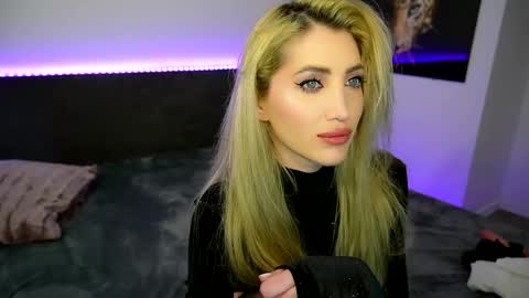 MayCarrey online show from 25, 2, 2025