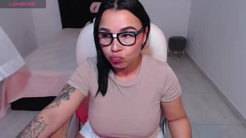 Sophy online show from 26, 1, 2025