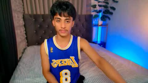 Snapshot of twink_hairyass69 chatting on 3, 12, 2025 Aladin online show from 3, 12, 2025