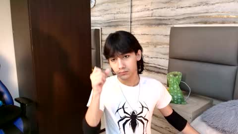 twinslovers_ online show from 28, 11, 2025