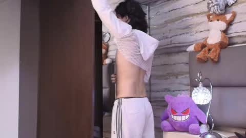 twinslovers_ online show from 25, 5, 2026