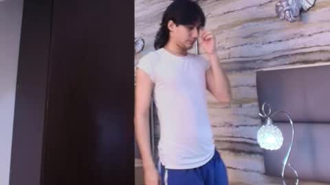 twinslovers_ online show from 27, 5, 2026