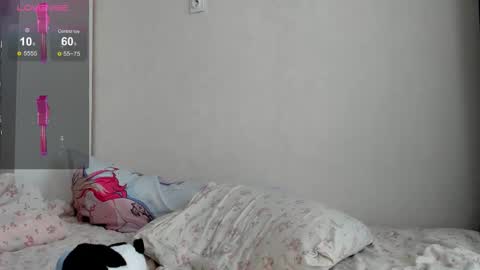 Snapshot of twintoyss chatting on 6, 3, 2026 SophiAlex online show from 6, 3, 2026