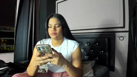 Clio  Tadeo online show from 10, 11, 2025