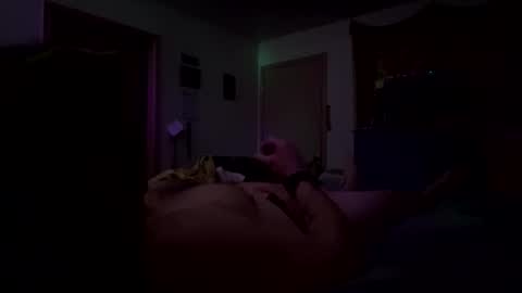 Snapshot of twistedmister85 chatting on 26, 11, 2025 twistedmister85 online show from 26, 11, 2025