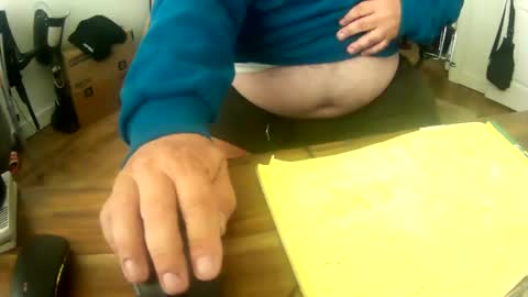 Snapshot of two_wheels_two_balls chatting on 12, 11, 2025 two_wheels_two_balls online show from 12, 11, 2025
