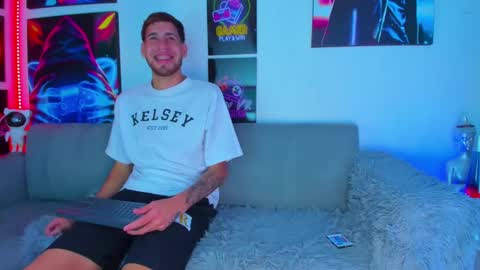 Oscar and Moises online show from 10, 3, 2025