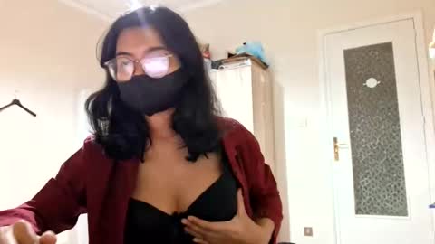 tyaca7748 online show from 25, 3, 2026