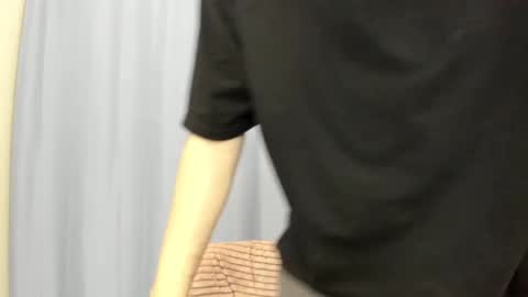 Snapshot of tyler__johnson chatting on 11, 1, 2025 Tyler  johnson online show from 11, 1, 2025