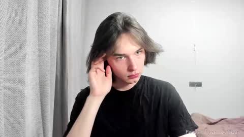 Snapshot of tyler__johnson chatting on 8, 2, 2025 Tyler  johnson online show from 8, 2, 2025