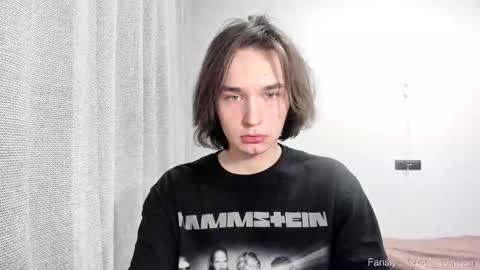 Snapshot of tyler__johnson chatting on 11, 2, 2025 Tyler  johnson online show from 11, 2, 2025