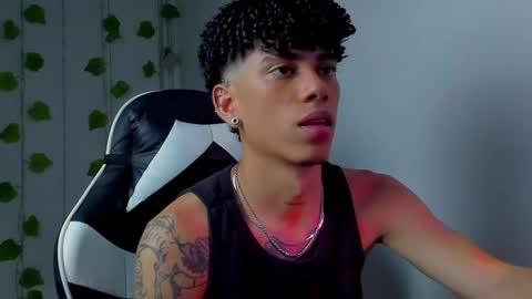 Snapshot of tyler_garcia_ chatting on 5, 2, 2025 Tyler Garcia online show from 5, 2, 2025