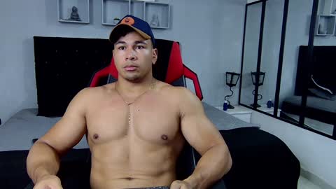 tyler_hank1 online show from 6, 2, 2025