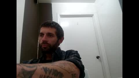 Snapshot of tylerweist727678265 chatting on 11, 11, 2025 tylerweist727678265 online show from 11, 11, 2025