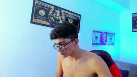 Snapshot of tylerwhiite_ chatting on 28, 1, 2025 online show from 28, 1, 2025