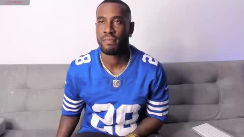 Snapshot of tyron_rulers chatting on 12, 3, 2025 Dvid Rullers online show from 12, 3, 2025