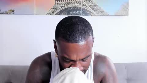 Snapshot of tyron_rulers chatting on 6, 10, 2025 Dvid Rullers online show from 6, 10, 2025