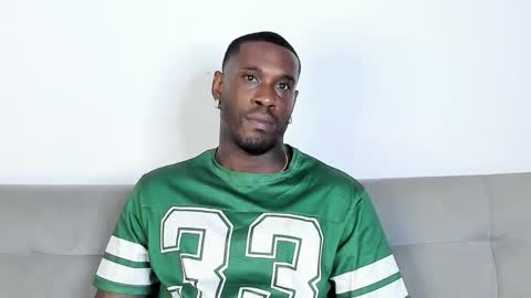 Snapshot of tyron_rulers chatting on 2, 12, 2025 Dvid Rullers online show from 2, 12, 2025