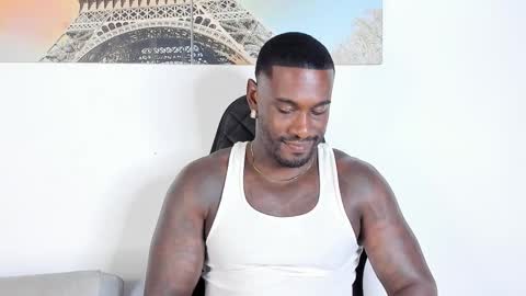 Snapshot of tyron_rulers chatting on 4, 12, 2025 Dvid Rullers online show from 4, 12, 2025