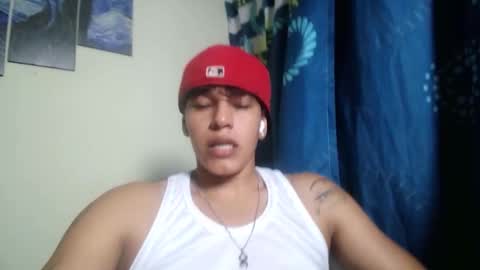 Snapshot of tyron_stone chatting on 18, 12, 2025 tyron_stone online show from 18, 12, 2025