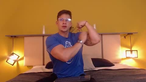 Snapshot of tyronyx chatting on 22, 10, 2025 tyronyx online show from 22, 10, 2025