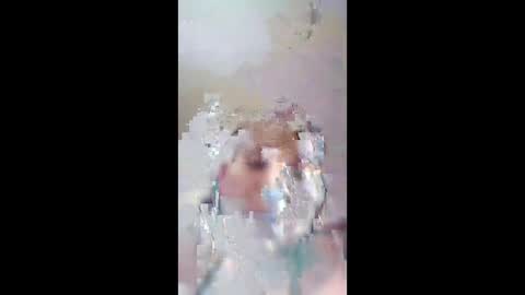 Snapshot of uandme_baby chatting on 8, 3, 2026 Azelia B online show from 8, 3, 2026