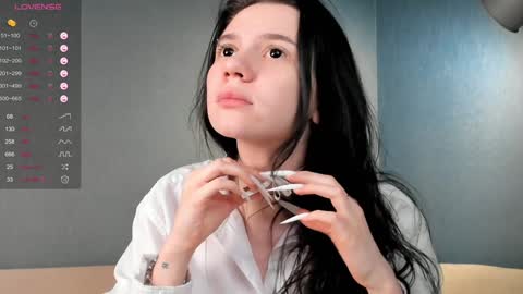 Snapshot of udelaborom chatting on 6, 2, 2025 Lili online show from 6, 2, 2025