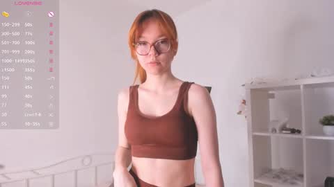 Snapshot of udelaborom chatting on 2, 3, 2025 Lili online show from 2, 3, 2025