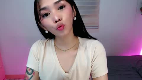 urbbgirl alliah online show from 17, 4, 2026